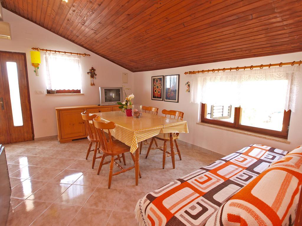 Apartment Vrcevan 895 Medulin Exterior foto